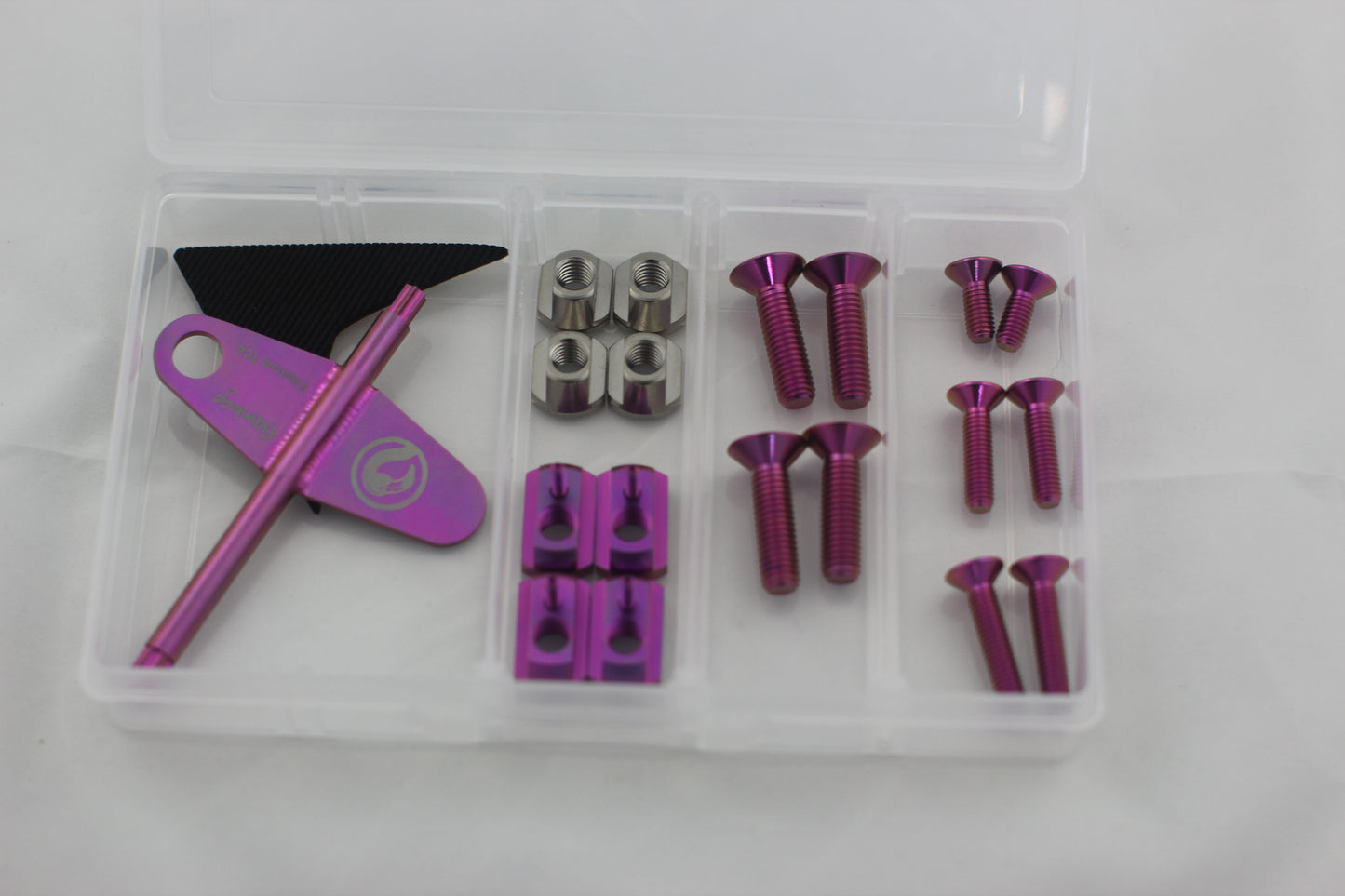 Flamingo screw set and tool