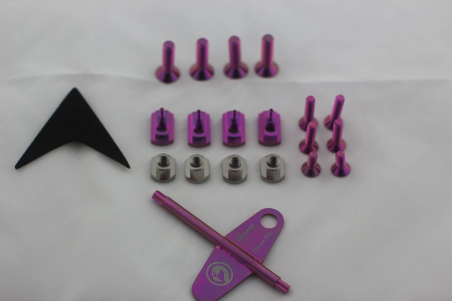 Flamingo screw set and tool