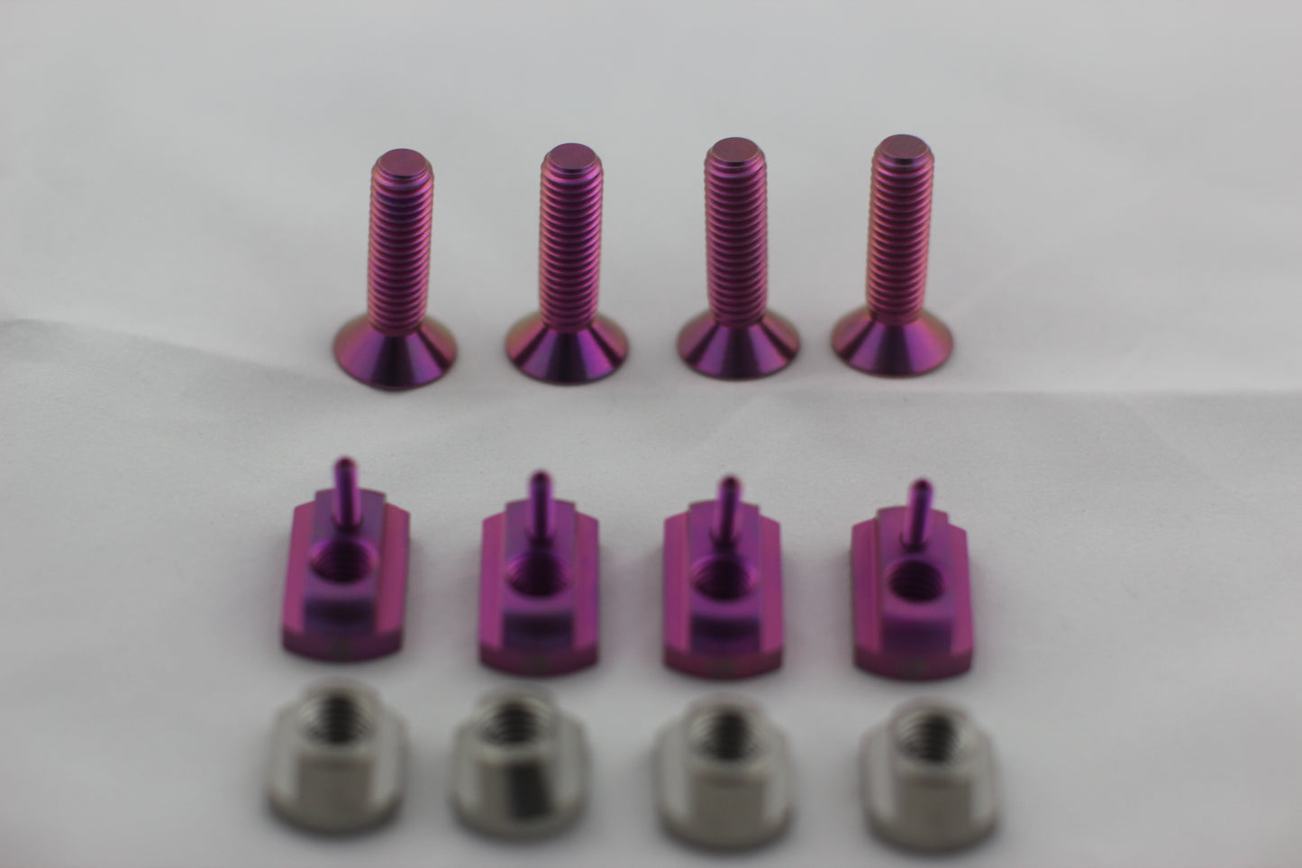 Flamingo screw set and tool